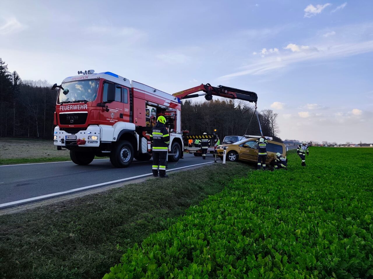 Featured image for “Verkehrsunfall mit 4 Fahrzeugen”