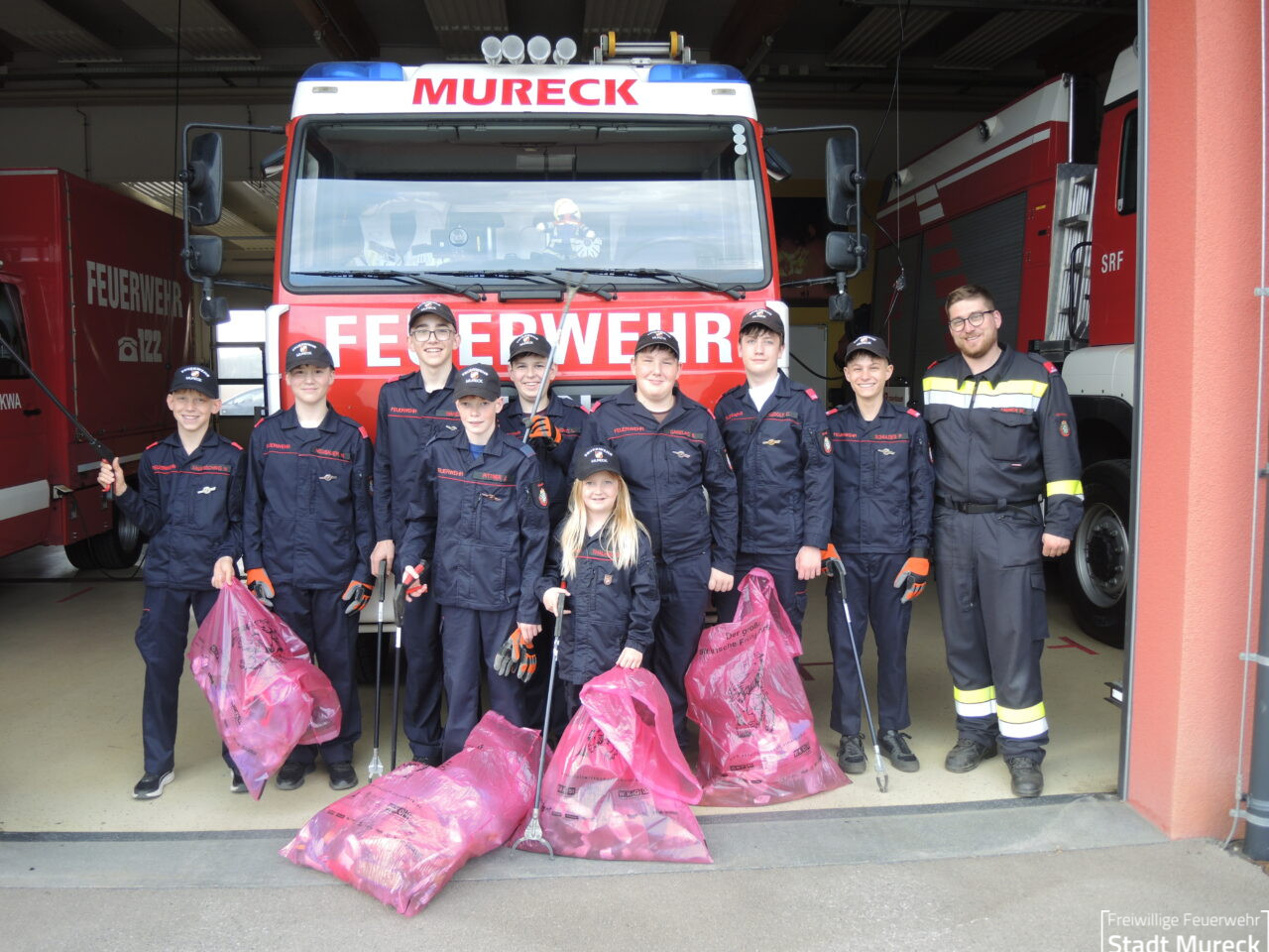 Featured image for “Feuerwehrjugend säuberte Murecker Au”